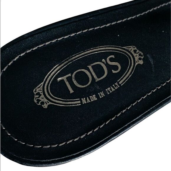 Tod's Black Patent Leather Kitten Heels - 6 1/2 - Picture 2 of 6